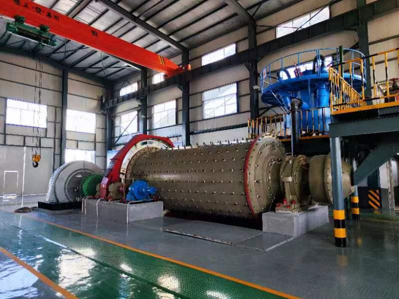 Qingdao Qingzhong Machinery ETC General Contracting Project Zhaoyuan Xindongzhuang 2.000 Tonnen tägliche Goldverarbeitungsanlage