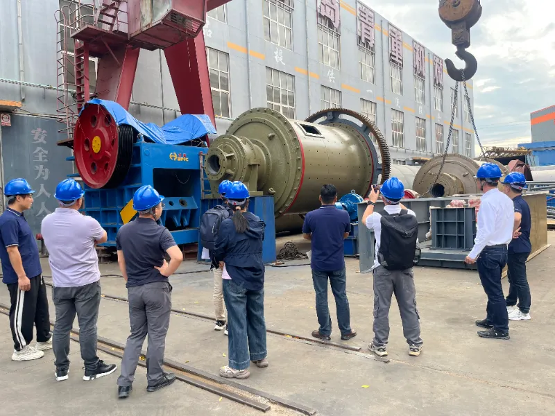 Überseemärkte intensiv kultivieren, Vertrauen durch Stärke gewinnen! Kunden aus Südostasien besuchen EPIC Mining Machinery zur Geräteinspektion und -abnahme