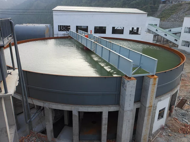 Hydraulischer Mittelgetriebeverdicker